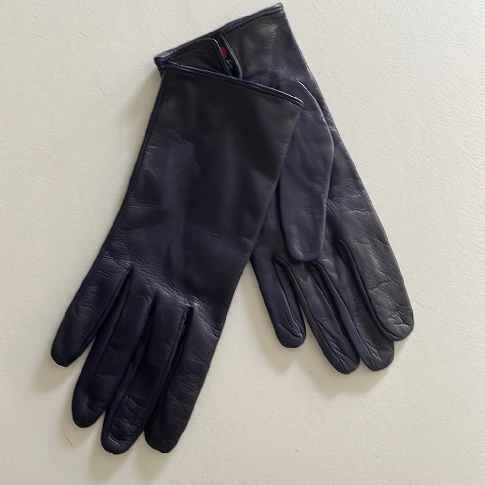 Ladies Silk Lined Italian Leather Blue Gloves by Fratelli Orsini